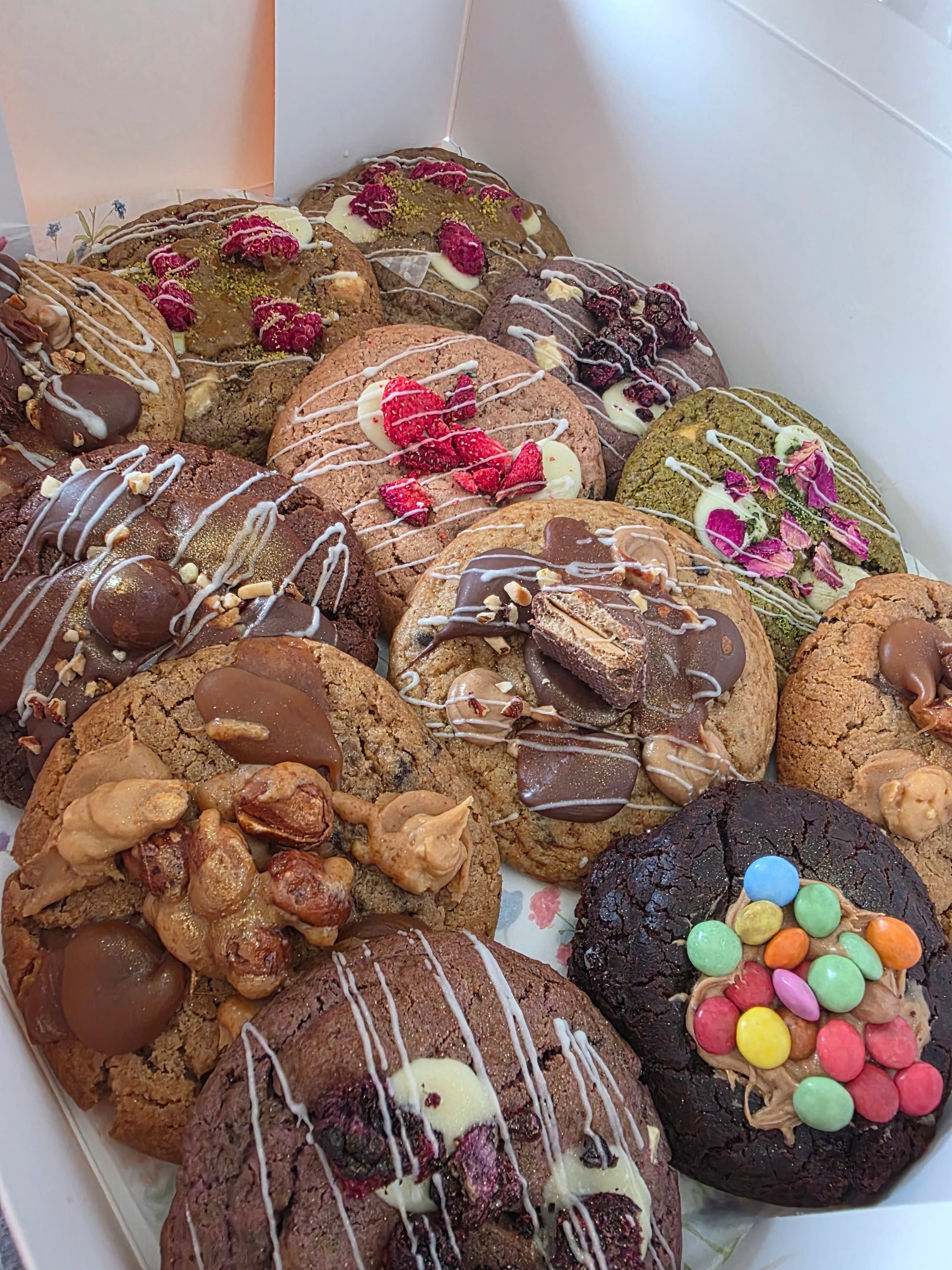 Box "Craquage Suprême" - 24 Cookies